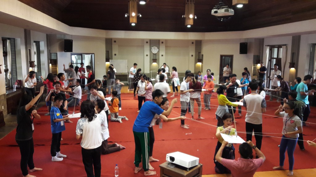 Acara di Family Retreat 17-19 Juni 2017 bersama Bhante Thitayann0 & Bp. Adi W. Gunawan, UTC, Trawas