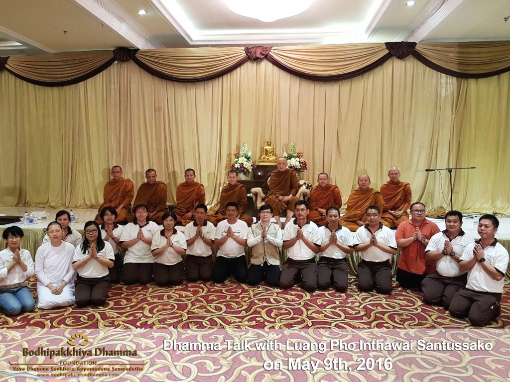 Dhammadesana 08 Mei 2016 bersama Bhante Santussako, Surabaya